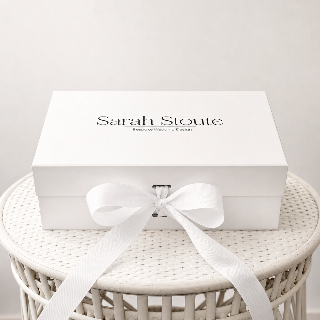 The Bridal Emergency Box, closed